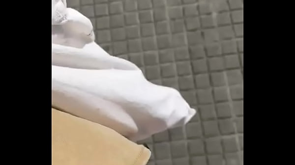 Por las calles de Barcelona luciendo mi nuevo y m&aacute;s deseado juguetito ️ MiOrgasmostore