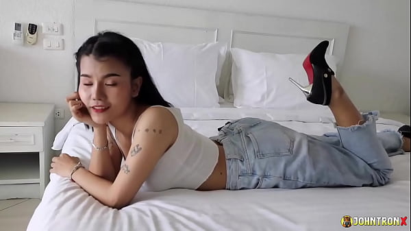 JohnTronX - 2024/1/31 - Pan - I Creampie A Young Thai MILF Who Gives Amazing Blowjobs