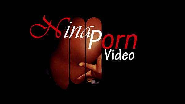 Closeup fingering fuck and creampie with Isabela