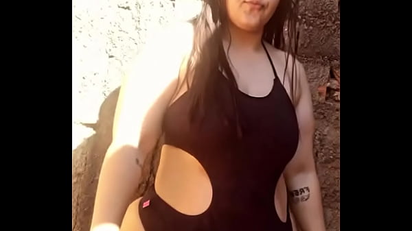 Bunduda seduzindo no Instagram