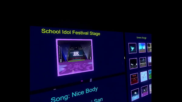 vrc danceing nude in a world