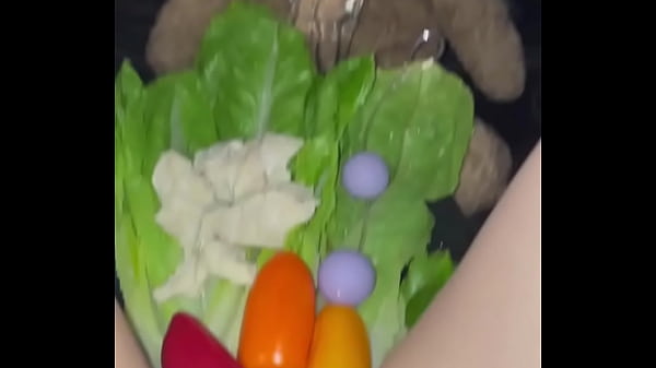 EXTREME HARDCORE FOOD FETISH-KINKY FEMALE MASTURBATION-SAUDI VIRGIN TEEN 18 YEAR-OLD-ARABIAN SNOWWHITE-IN LOS ANGELES-BEVERLY HILLS-UNITED STATES OF AMERICA 2025-LONG FULL ARAB VIDEO PORN-WEIRD&LUXURY