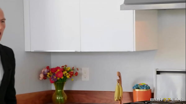 Open House, Sneaky Fuck / Brazzers  / stream full from https://zzfull.com/esta
