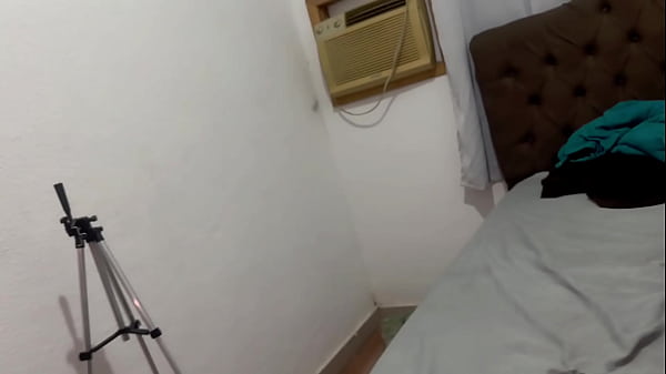 My first time eating the pussy of my girlfriend's 45-year-old stepmother.