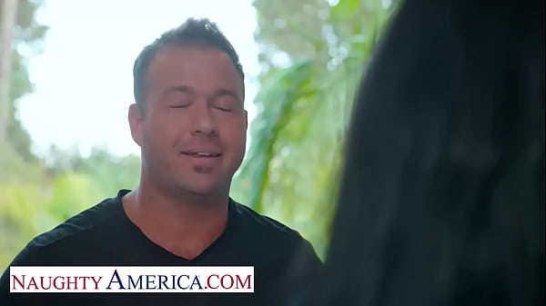 Naughty America - Jennifer White gets neighbor's big cock