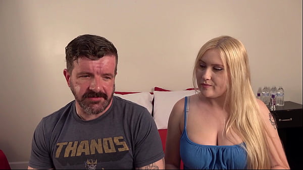 Casting Desperate Amateurs Foxxxy Lexi and Emma get their big tit milf pussies stretched