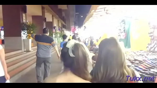 Phallus rams worshipped exotic bimbo 's muff hard