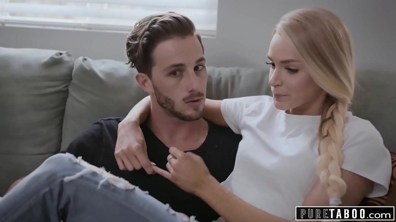 Novio de PURE TABOO le pide a su novia que seduzca a su madrastra para un trío
                     blonde milf blowjob threesome deepthroat pussy licking rough sex reality big tits stepmom eating pussy family roleplay muchos negros