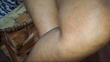 花を使った最もホットなMILFの自家製HD