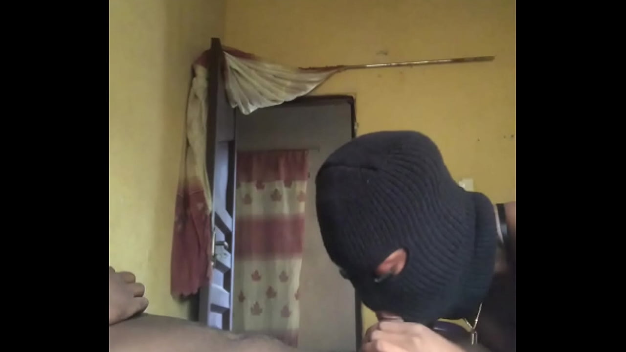 Freaky gold chupa y folla a un miembro de su iglesia
                    pussy sucking dick muchos negros