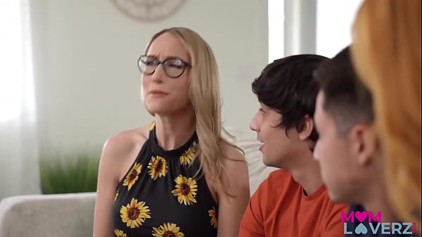 Download Video - Crystal Clark&comma; Lauren Phillips In Stepmom Swap S2-E3