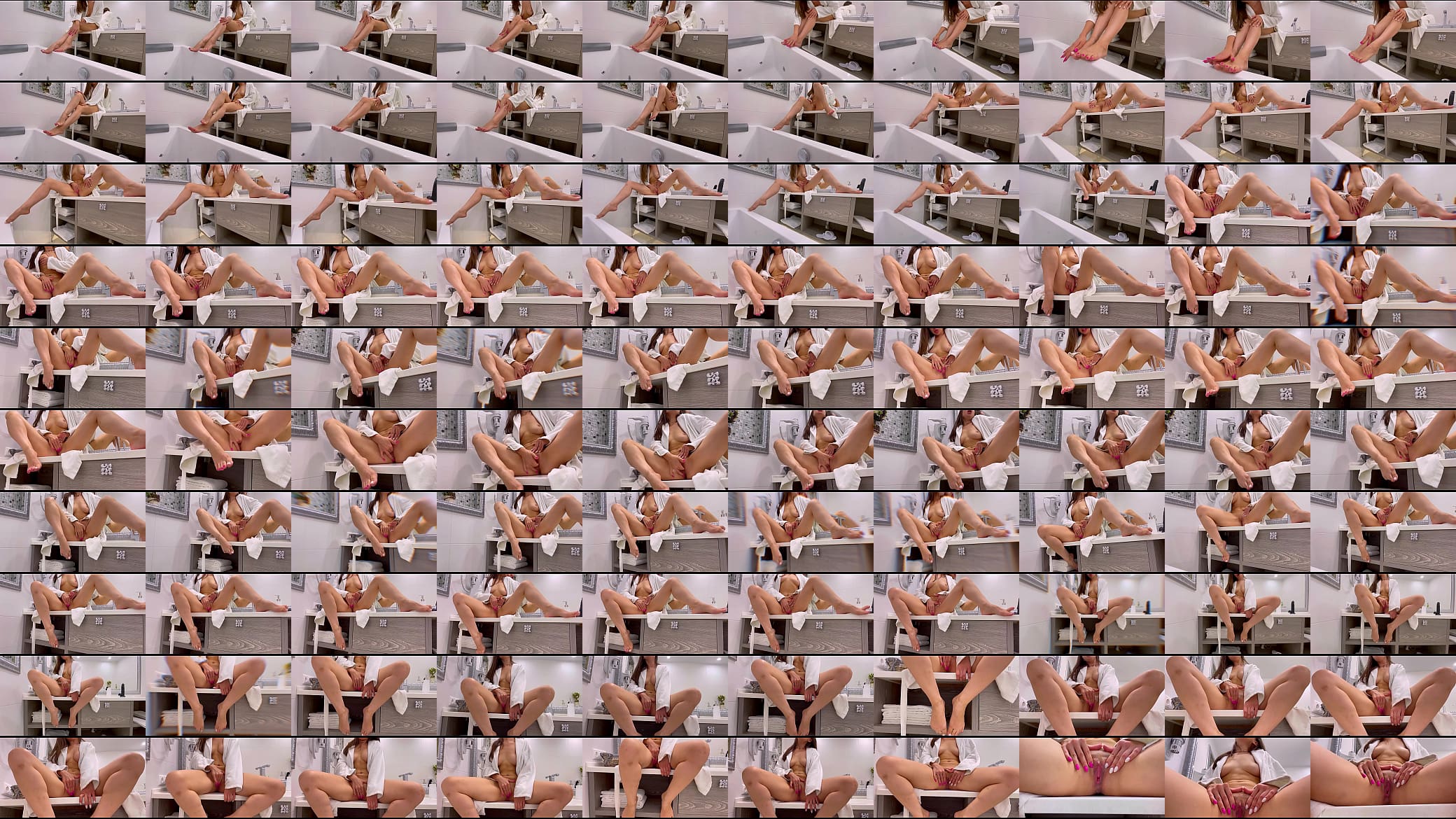 S3xberry play with her pink pussy in the hotel in front of cameraman 预览图