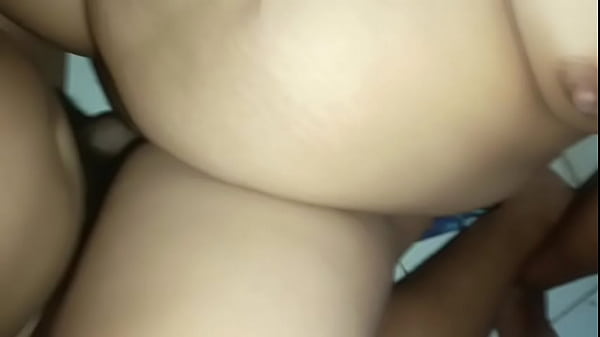 When the negligee stall worker was serving me, I saw that his butt was plump and wanted to be asked to fuck him