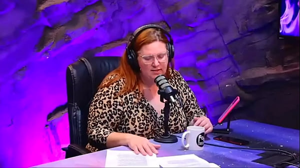 Ela fez gang bang com 5 caras! Camila conta todos os detalhes da experiência!