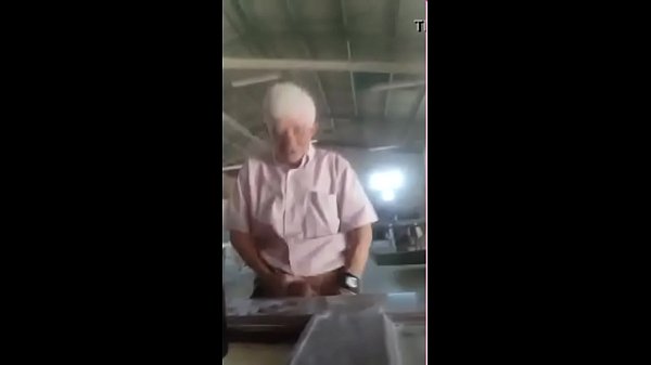 GIRLS LIKE OLD MEN