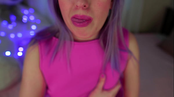 Step Sister Wants To Have Sex With Step Brother While Parents Are Away