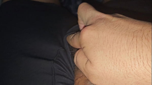 No hay nada mejor que una paja antes de dormir...
                   No hay nada mejor que una paja antes de dormir... muchos negros