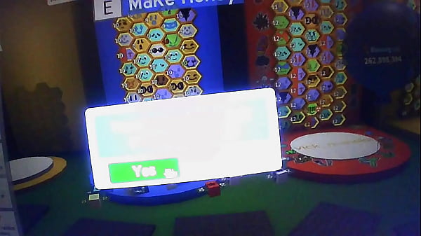 Gastando unas cuantas Jellys en Bee Swarm Simulator