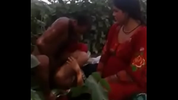 Desi two bhabhi threesome fuck in village
