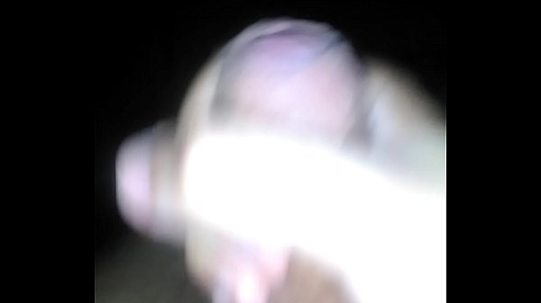 Download Video - Sacando leche mientras llueve