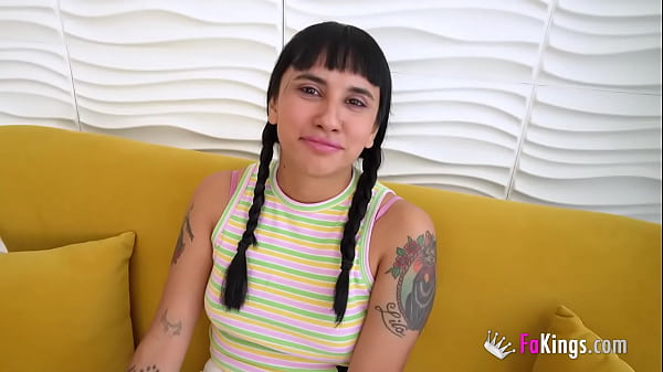 Petite teenage babe Moli and her BIG COCK challenge: Meetin' Dong Jorge's BIG SHAFT!