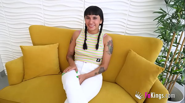 Petite teenage babe Moli and her BIG COCK challenge: Meetin' Dong Jorge's BIG SHAFT!