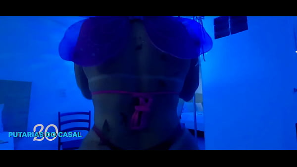 Older guy enjoys having hot foursome with three busty babes at casting