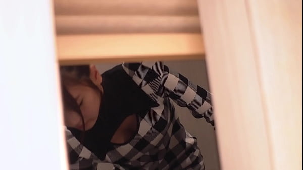 Part 1: Idol-level slender beauty was a sauna therapist at a private sauna in Tokyo. Minami