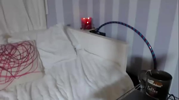 Oriental Beauty Maxine X Vibes & Dildo Fucks Her Sweet Twat!