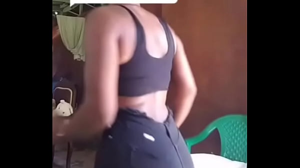 Morena querendo rola no cu