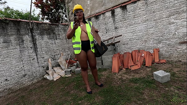 Nicoly Architect: I Cummed a Lot at the Construction Site to Drive the Workers Crazy!