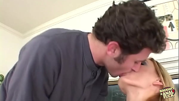 Darryl Hanah gets a visitor who cums on her face while her husband is away