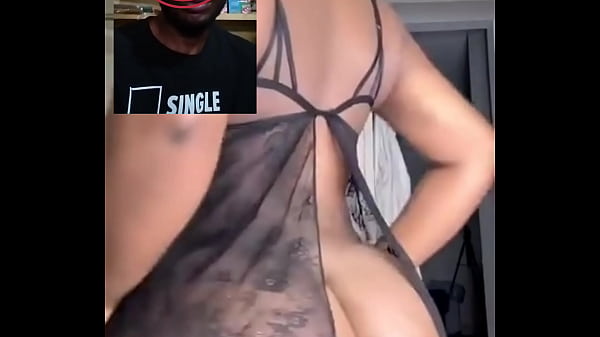 My best friend's girlfriend showing me her curves