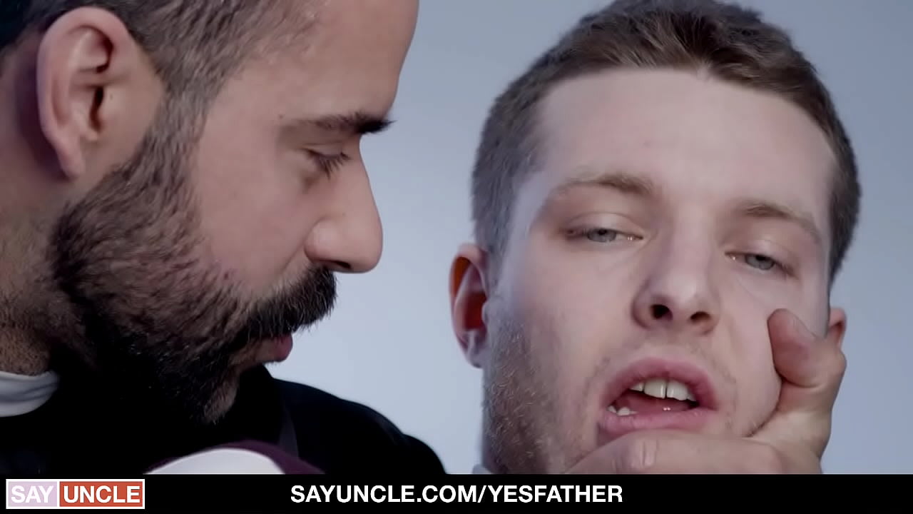 El sacerdote Teddy Torres disciplina al niño travieso Benjamin Blue
                    anal cumshot hardcore riding doggystyle deepthroat spanking gay slapping anal creampie dildo fucking taboo priest jerking off anal fingering clothed sex dick play teddy torres benjamin blue shirts and ties muchos negros