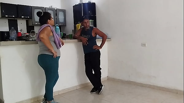 I invite the sexy big-ass girl from the gym over to my house and end up fucking her really good.