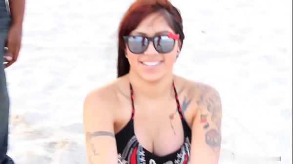 Found Some Honduras Pussy On Miami Beach