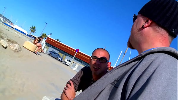 Sonia Sex has an outdoor fuck