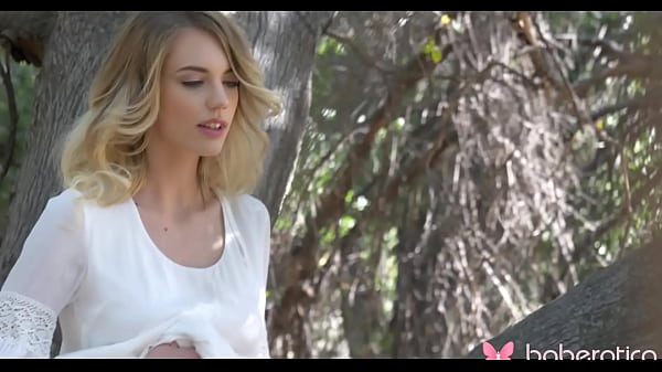 Download Video - Solo aroused blonde  teaser&comma; Blake Eden is masturbating in 4k