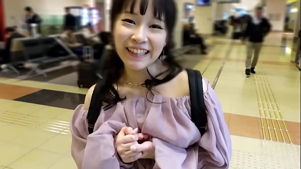 Part 1 [A girl who came to Tokyo and loves big dicks and has a cool sense of distance] A beautiful, fair-skinned, plump woman with a sexy, firm butt appears!