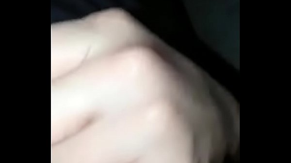 thumb masturbate