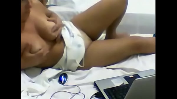 Download Video - coroa safada masturbando na cam