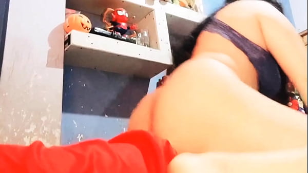 Cheating wife fucks before the cuckold arrives: t fucked on a blind date