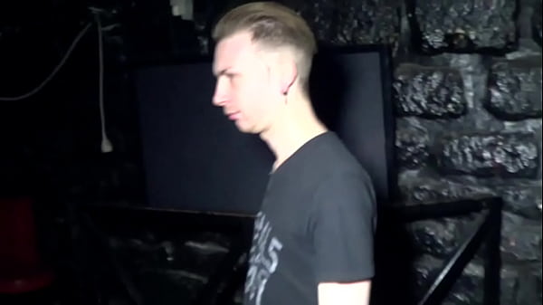 3 2022 twinks fuckgin barebadck in backroom