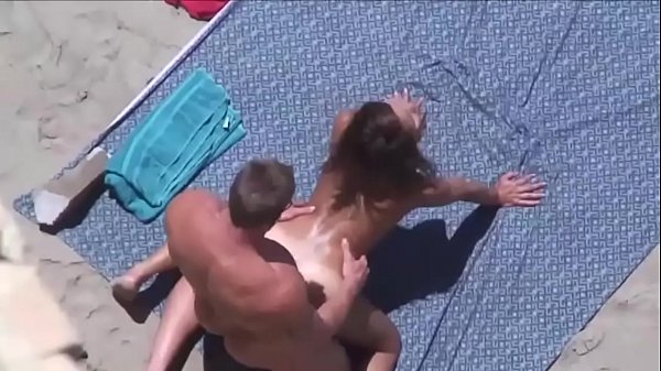 Danish Amateur Babe on Spy Cam