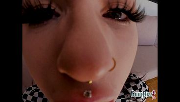 巨乳のベルギー人女子大生が初めてBBCのディープスロートをされるPOV