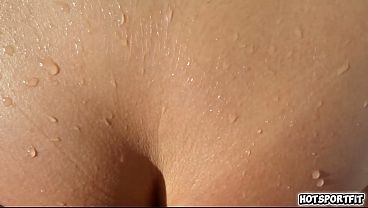 Hot Fitness Couple Jerks Off and Fucks Hard in the Spa Jacuzzi – Amateur Sex