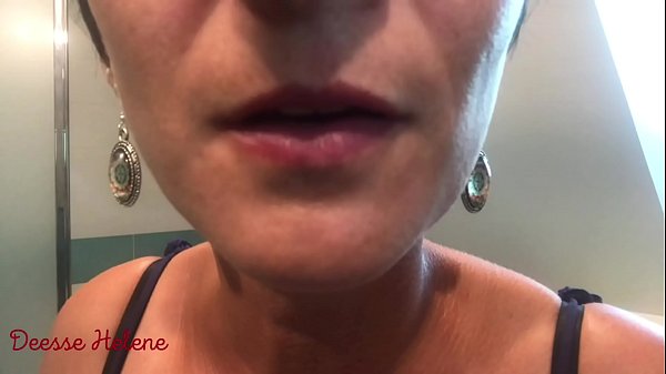 Download Video - ASMR Bouche D&eacute;esse H&eacute;l&egrave;ne sur Vends-ta-culotte&period;com