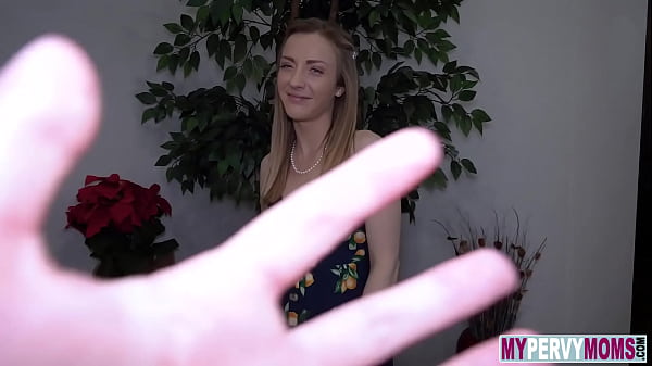 Aaliyah Love, Karla Kush In Sext Step Surprise