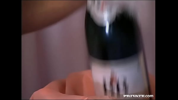 Blowjob Party With Tea Blondie