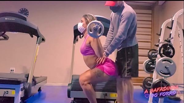 The gym instructor got a hard-on helping me in training and I ended up giving him my ass - Fabio Lavatti